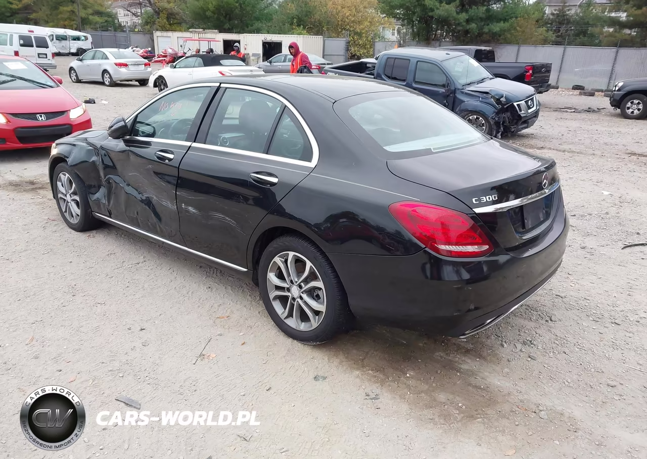 2017 Mercedes-Benz C 300 4Matic VIN:55SWF4KBXHU186883 - 3