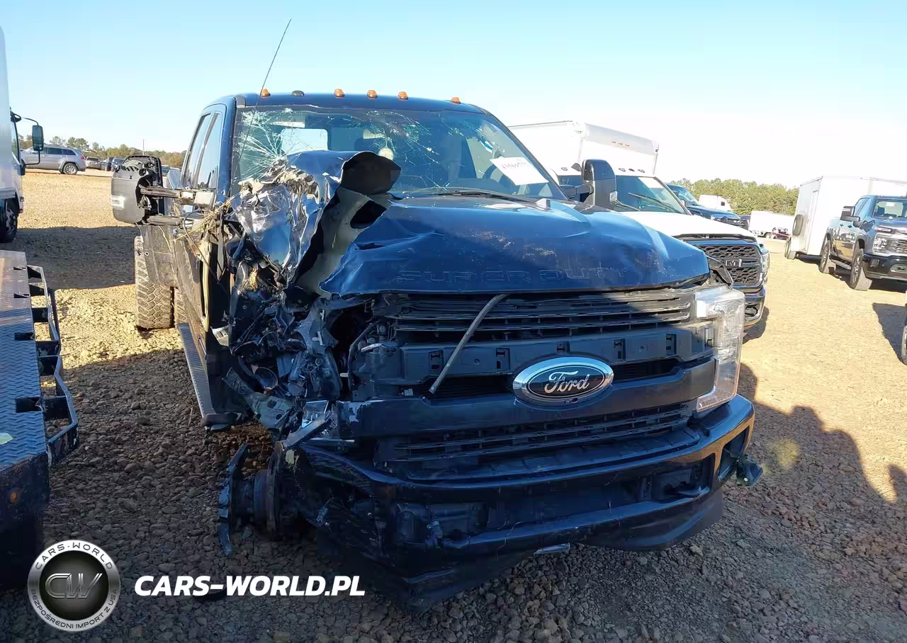 2017 Ford F-350 Lariat