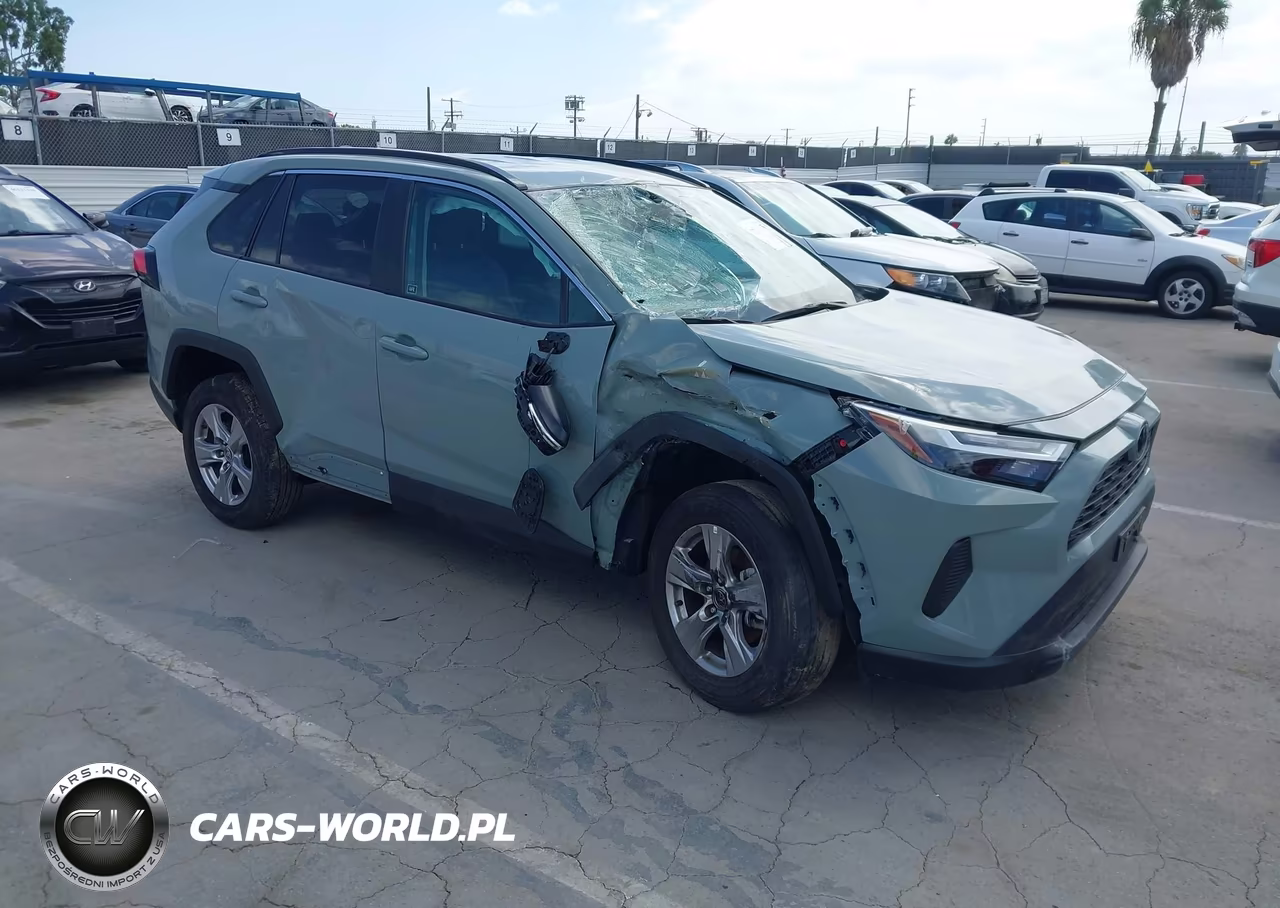 2023 Toyota Rav4 Xle – zdjęcie 1 z 16