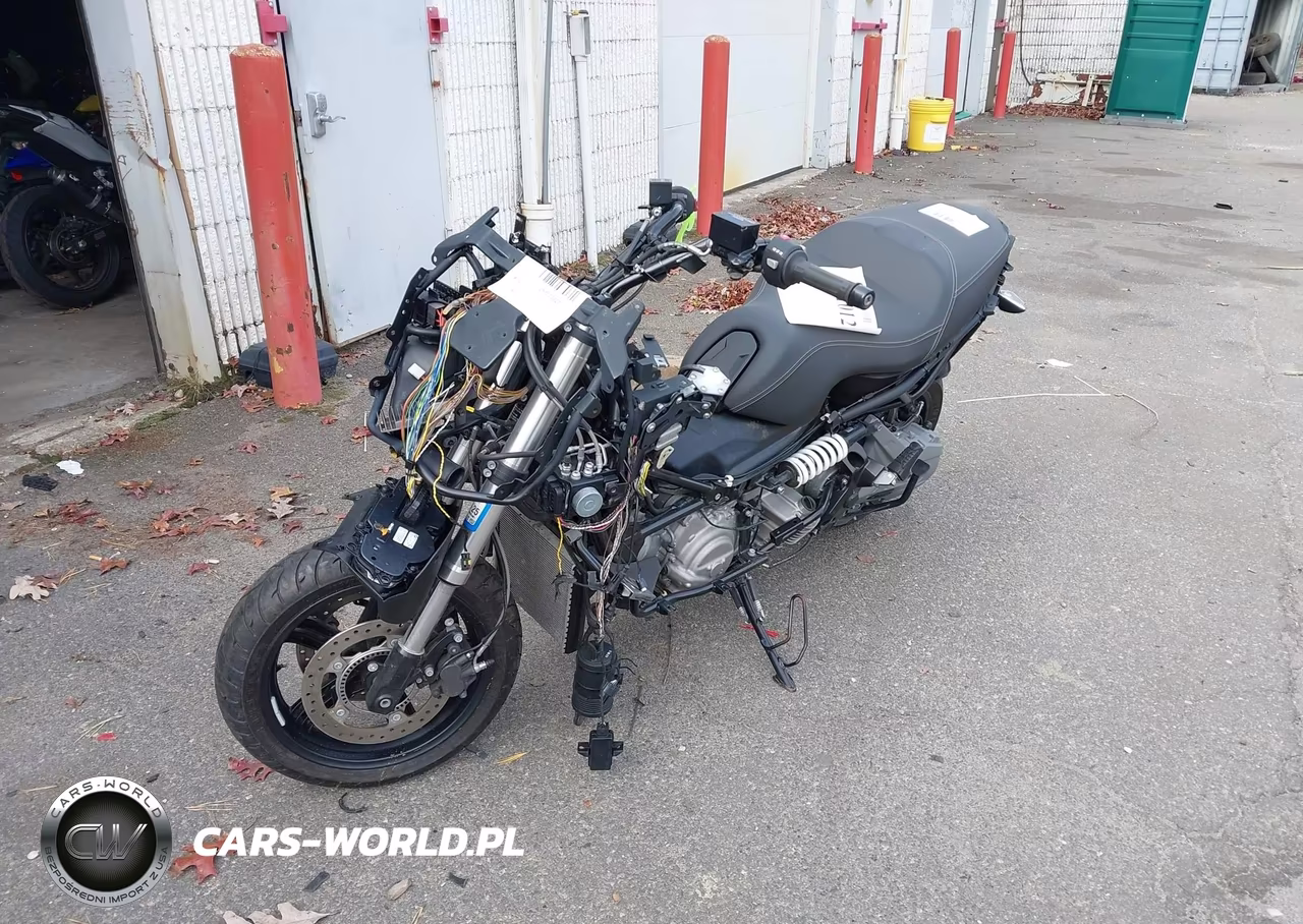 2017 BMW C650 Sport VIN:WB10C1408HZ314961 - 2