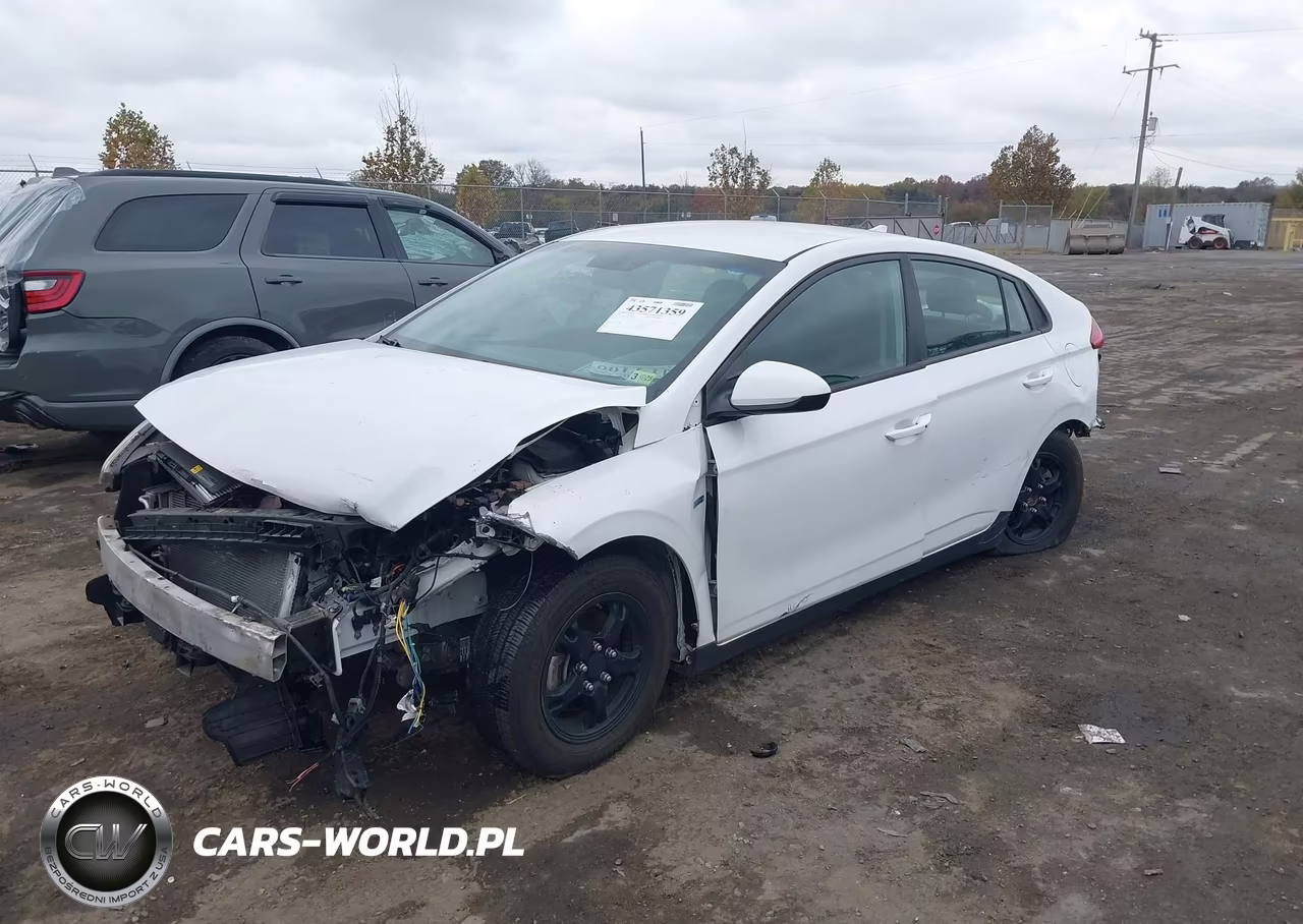2017 Hyundai Ioniq Hybrid Blue VIN:KMHC65LC3HU030611 - 2