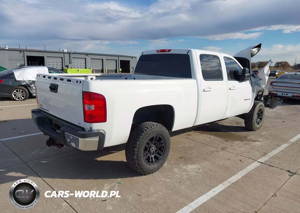 2011 Chevrolet Silverado 2500Hd Lt VIN:1GC1KXC87BF264650 - 4