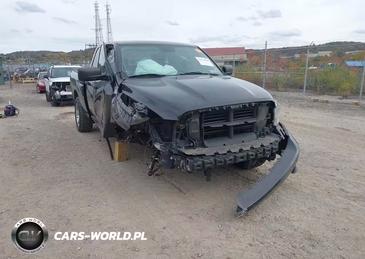 2017 Ram 1500 Express 4X4 6'4 Box