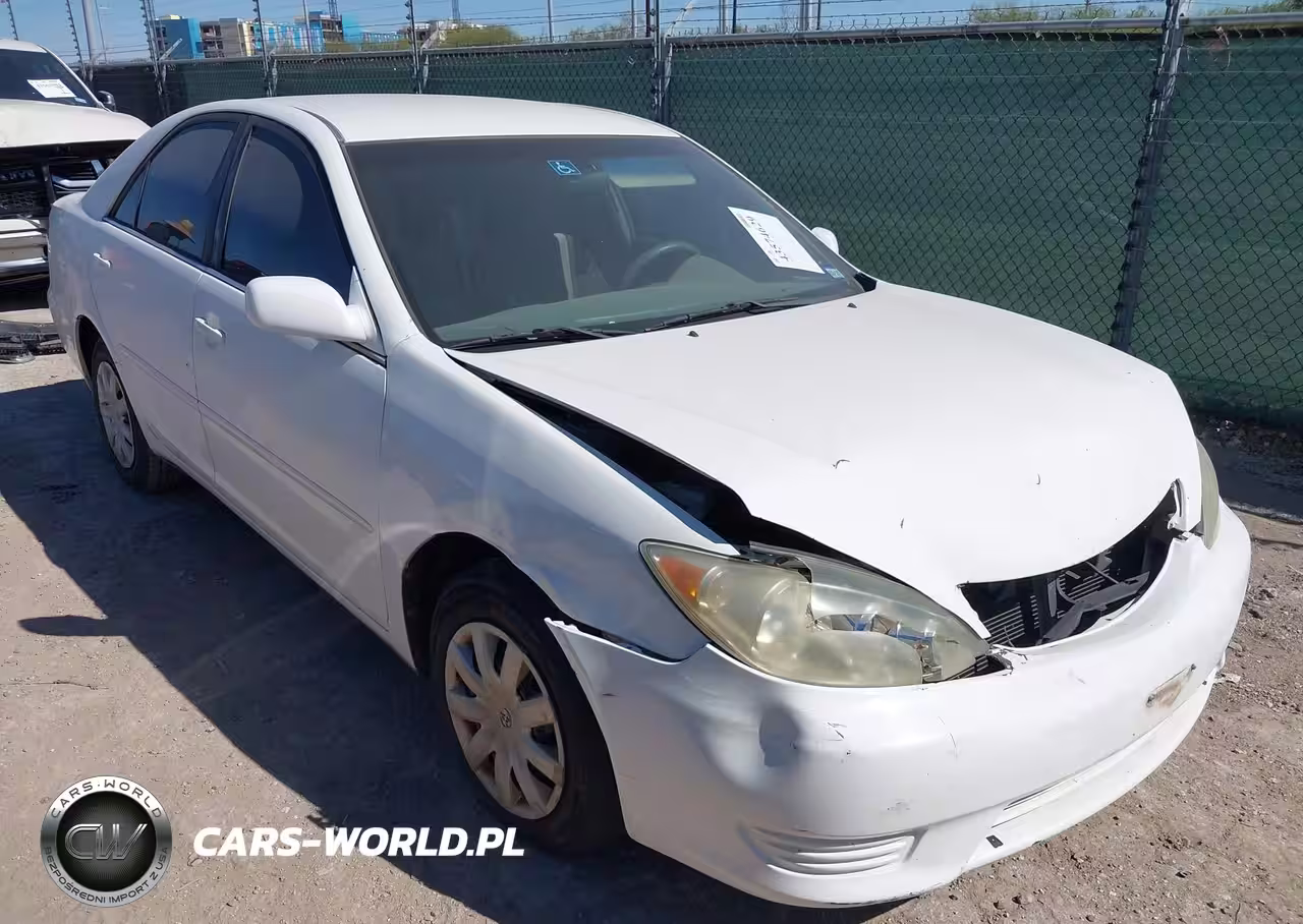 2005 Toyota Camry Le