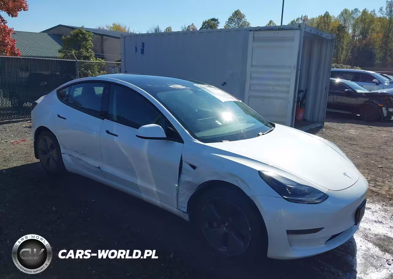 2021 Tesla Model 3 Standard Range Plus Rear-Wheel Drive