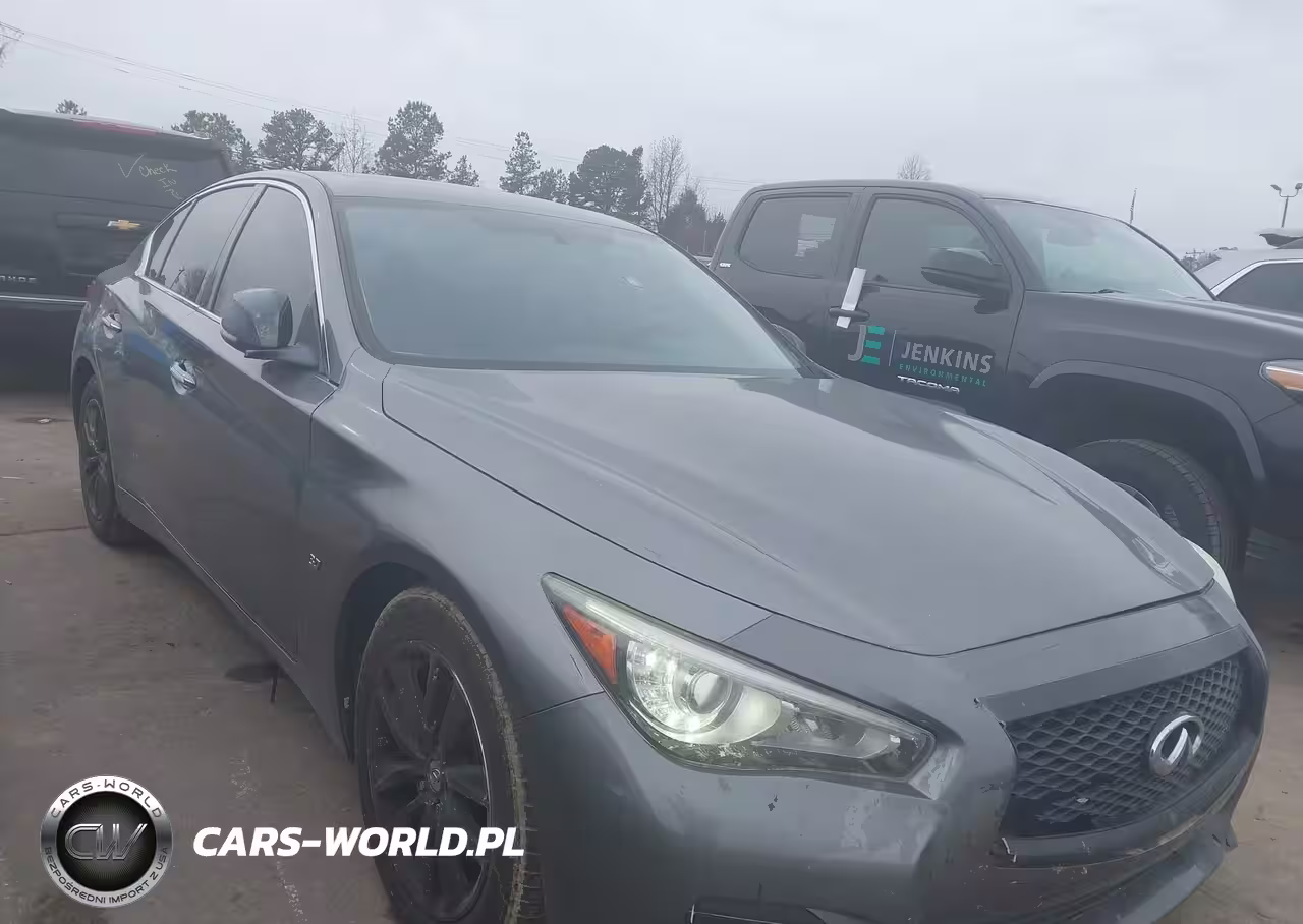 2015 Infiniti Q50 Premium