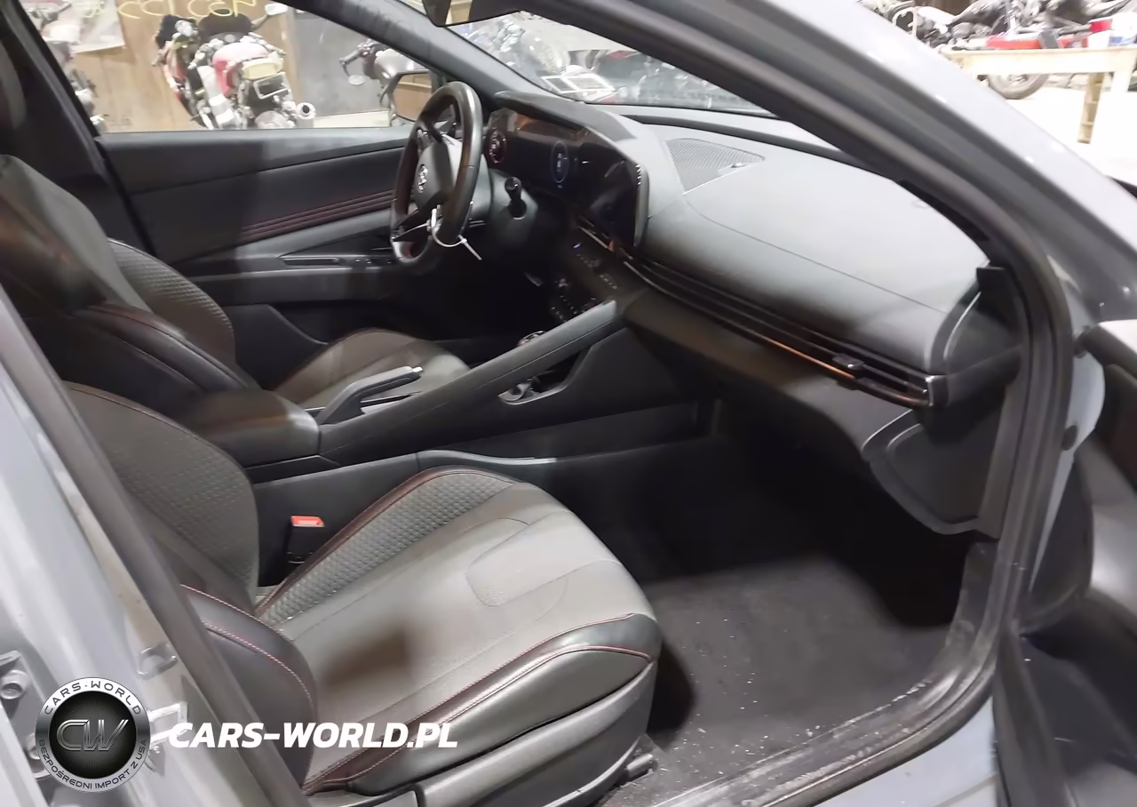 2023 Hyundai Elantra N Line VIN:KMHLR4AF5PU433938 - 5