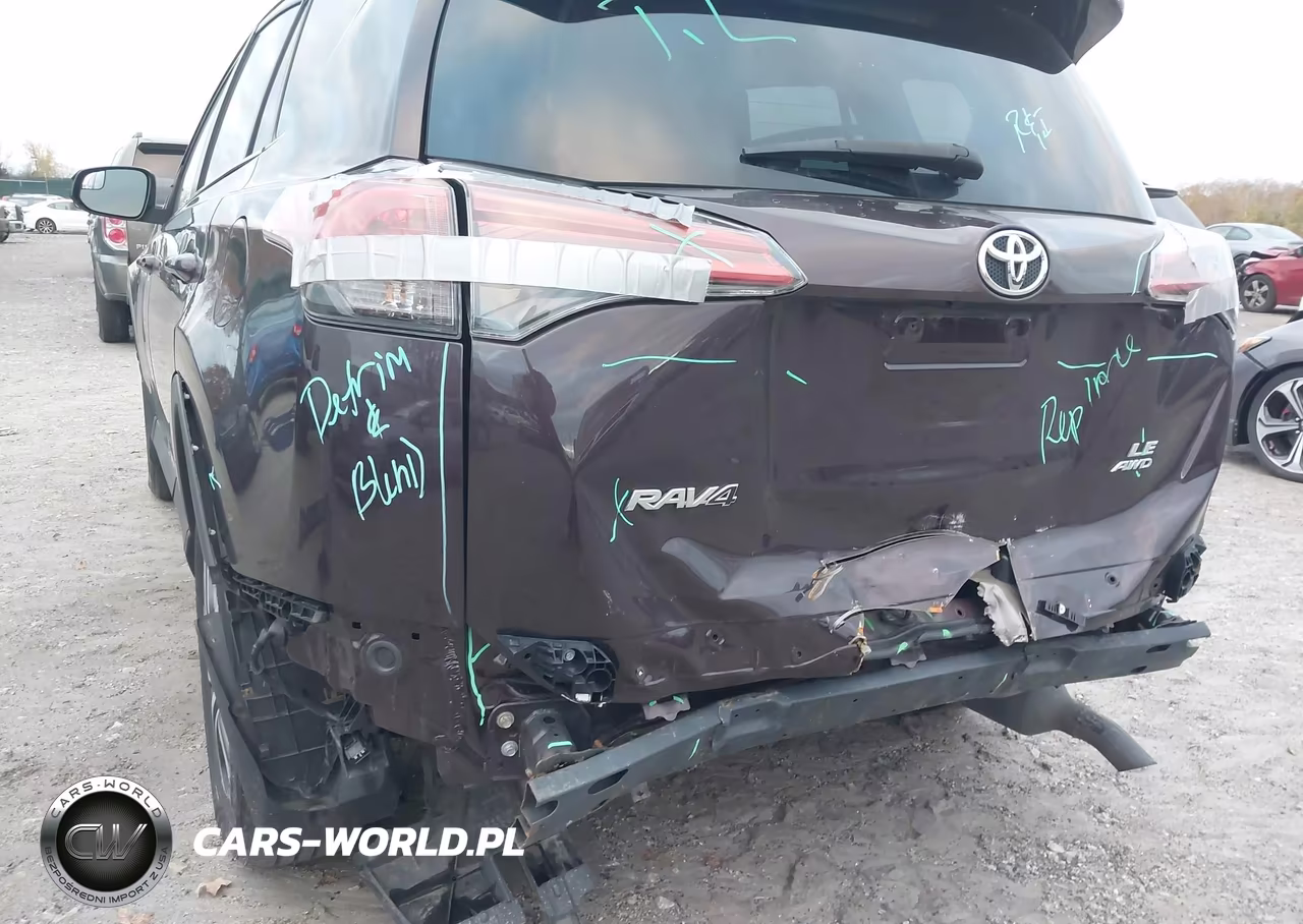 2018 Toyota Rav4 Le VIN:2T3BFREV1JW791636 - 19