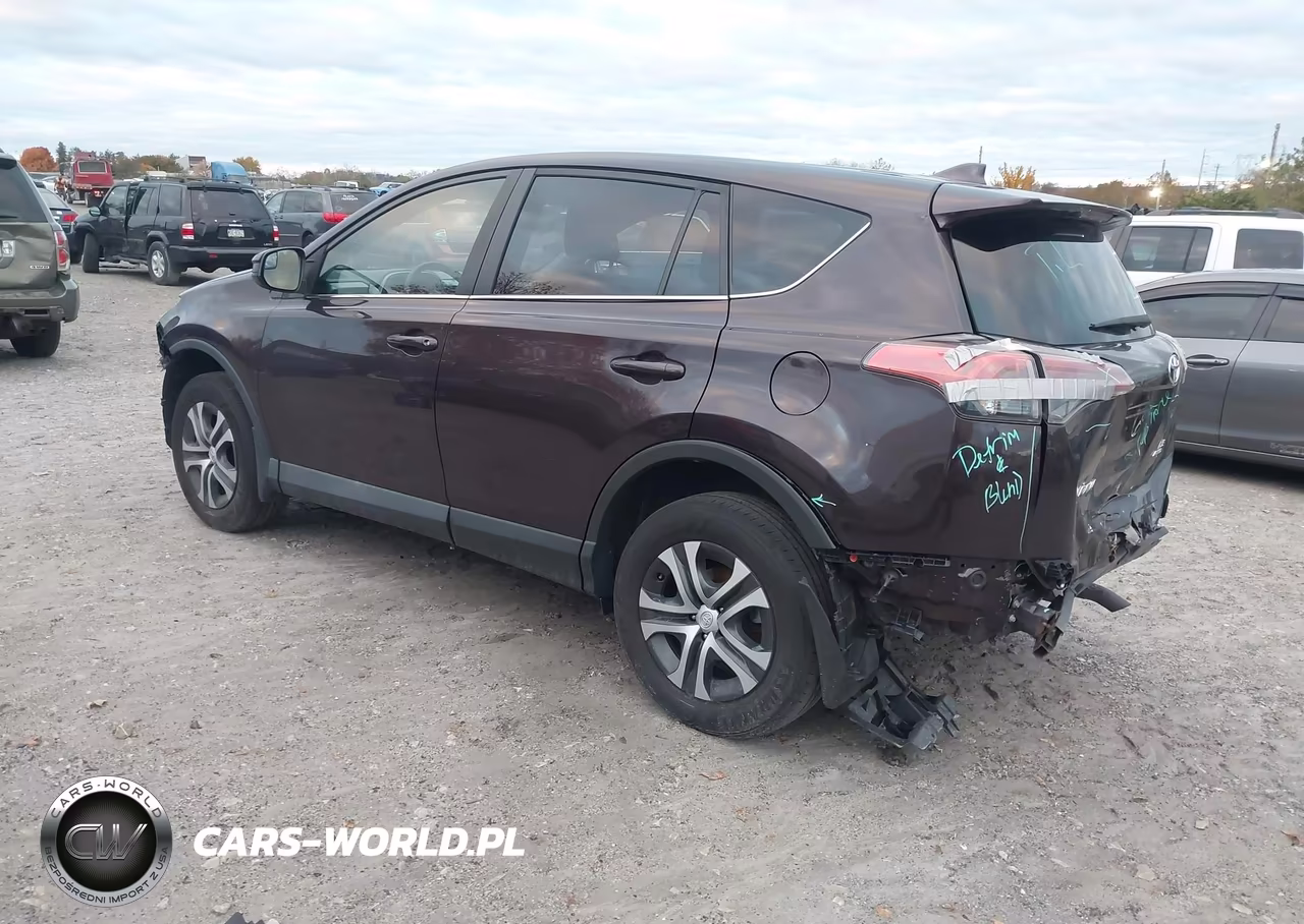 2018 Toyota Rav4 Le VIN:2T3BFREV1JW791636 - 3
