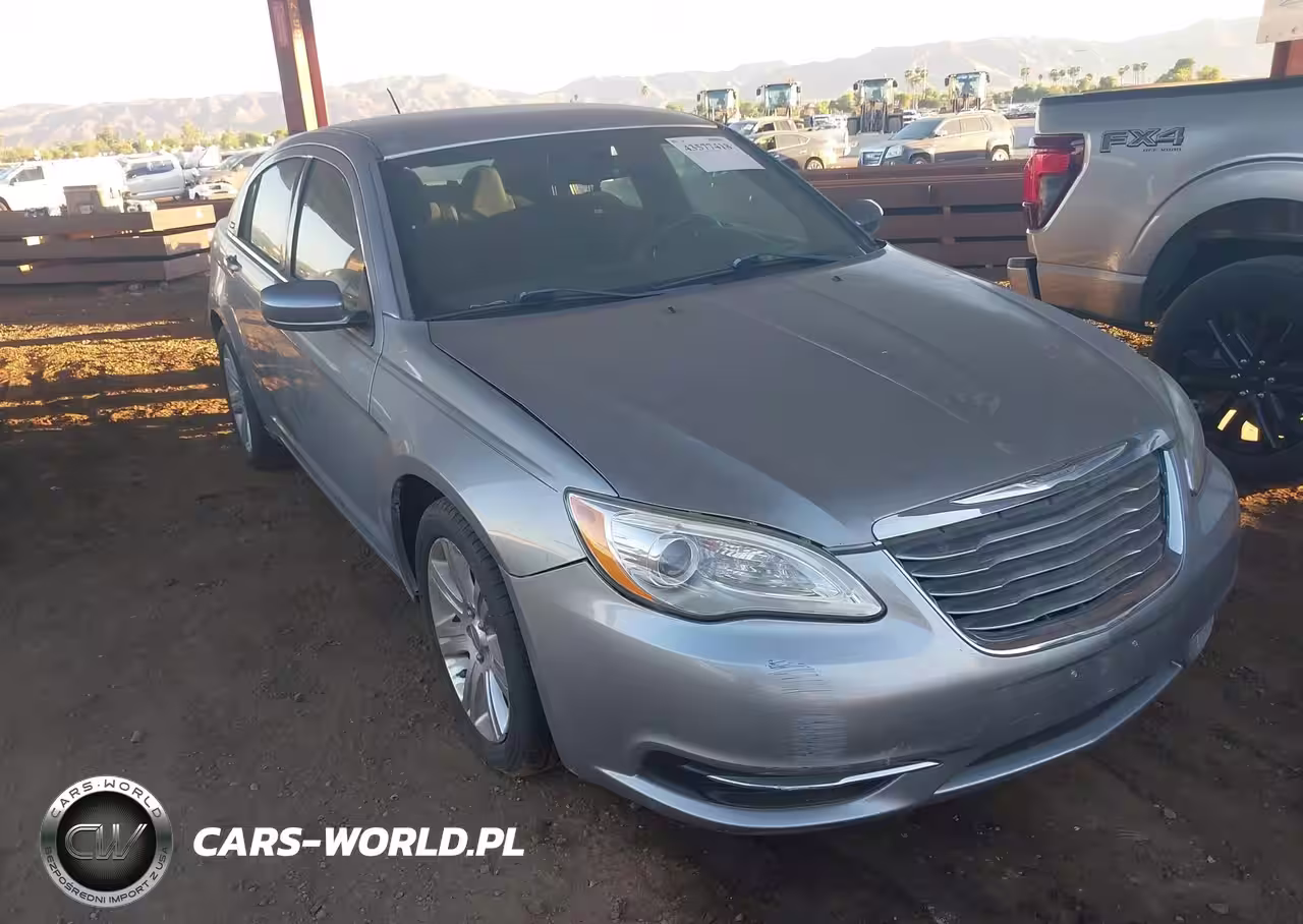 2014 Chrysler 200 Touring