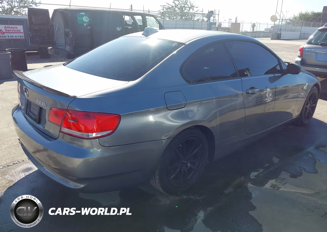 2009 BMW 328I xDrive VIN:WBAWC33529PU84376 - 4