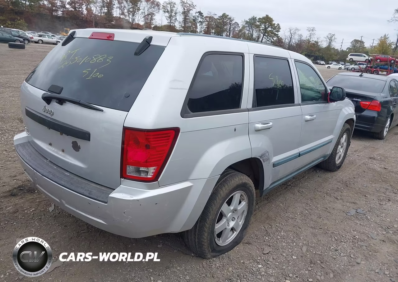 2008 Jeep Grand Cherokee Laredo VIN:1J8GR48K18C185082 - 4
