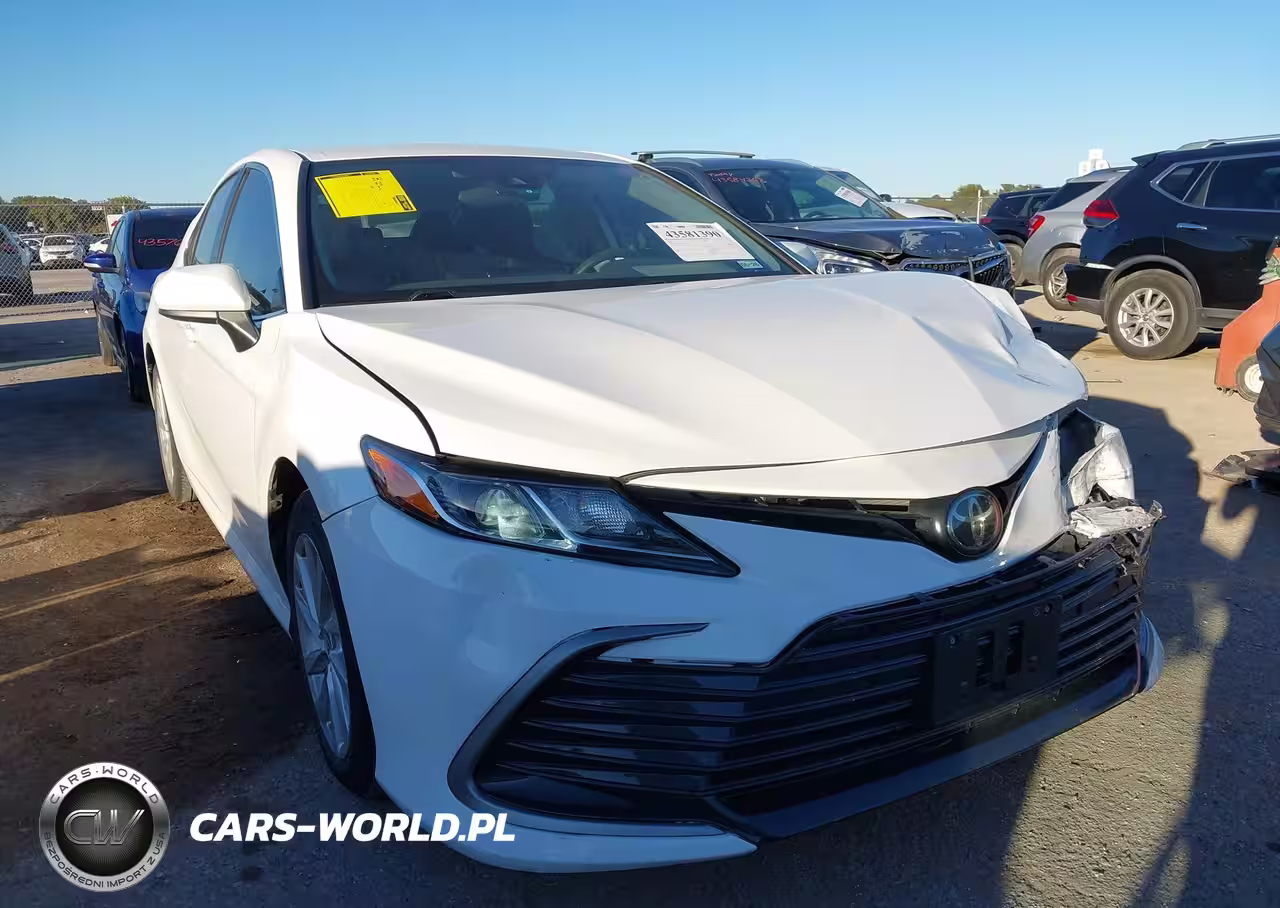 2023 Toyota Camry Le