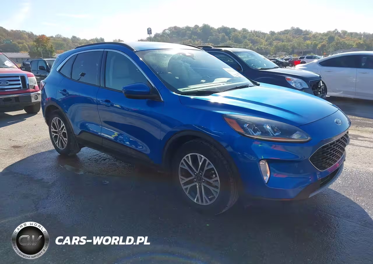 2020 Ford Escape Sel
