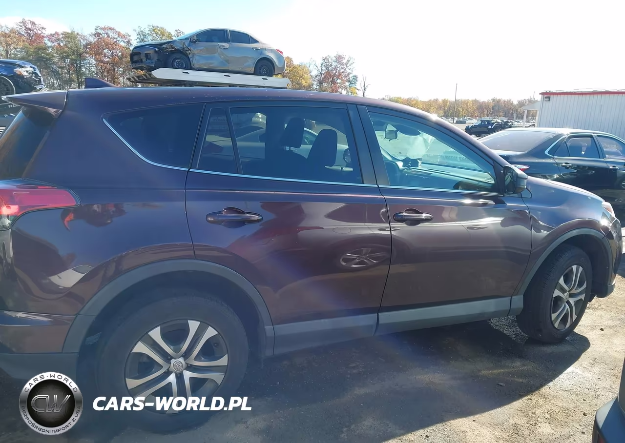 2018 Toyota Rav4 Le VIN:2T3BFREV1JW842228 - 12