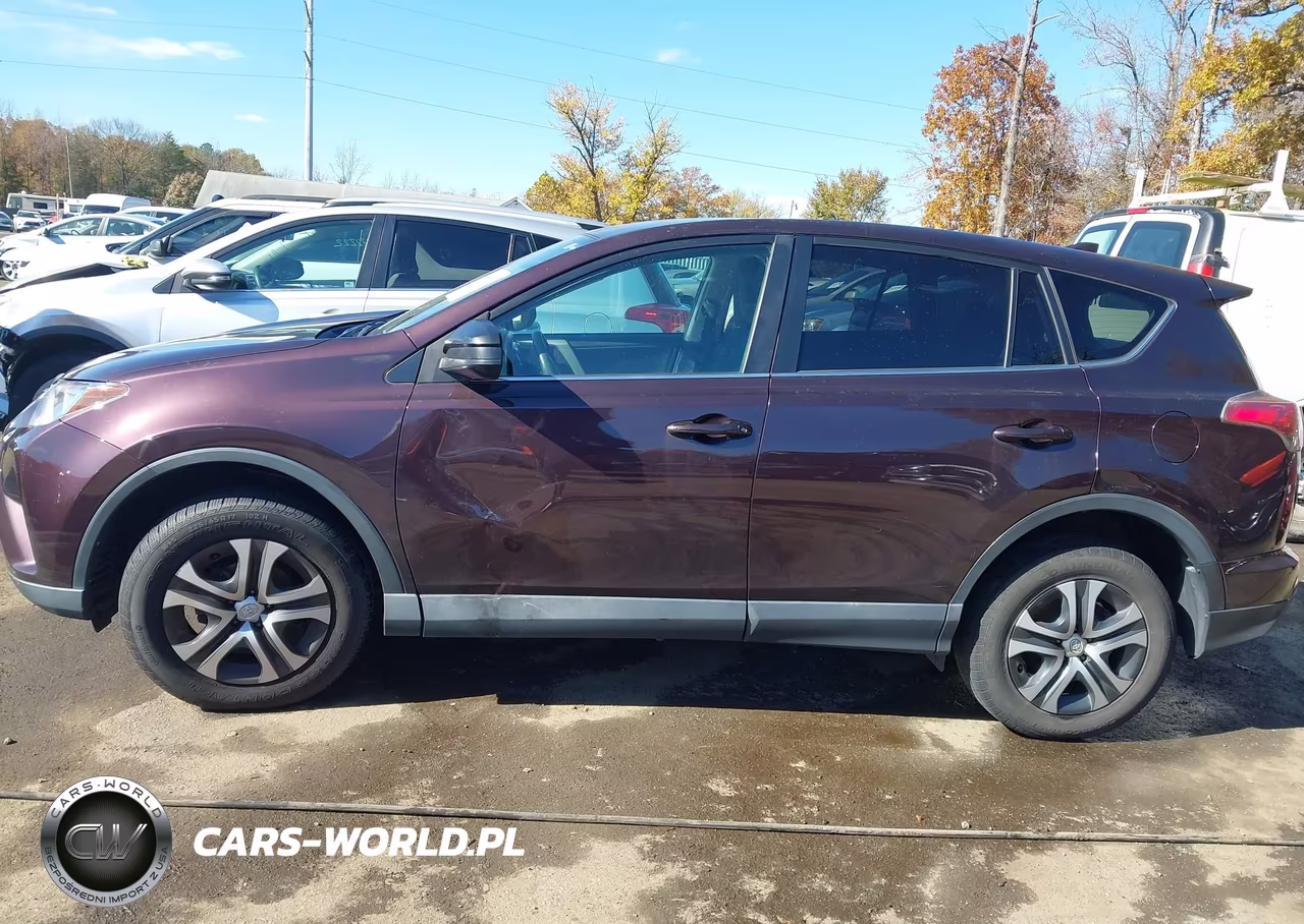 2018 Toyota Rav4 Le VIN:2T3BFREV1JW842228 - 13