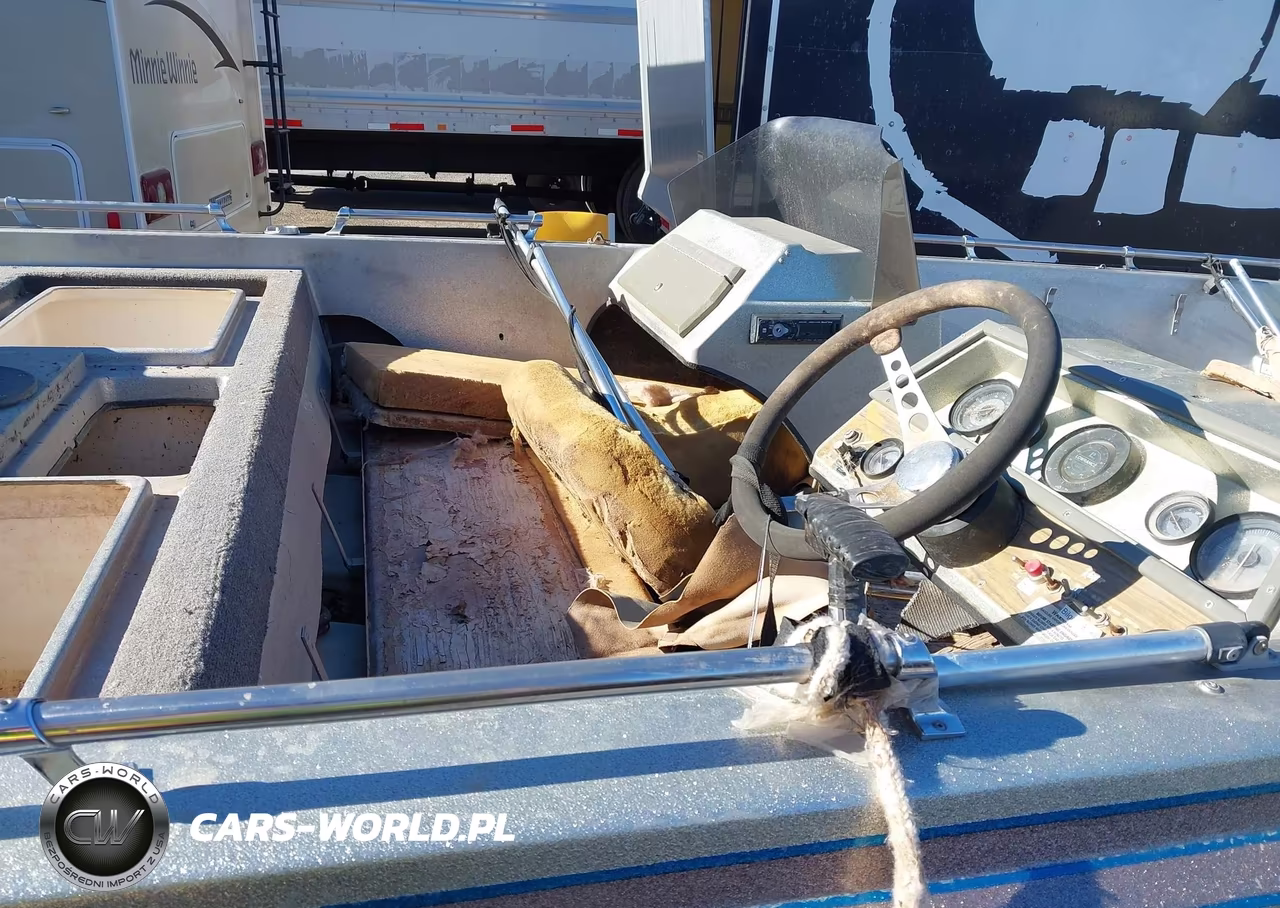 1984 Ranger Boat-Trailer VIN:RNG238240783 - 5