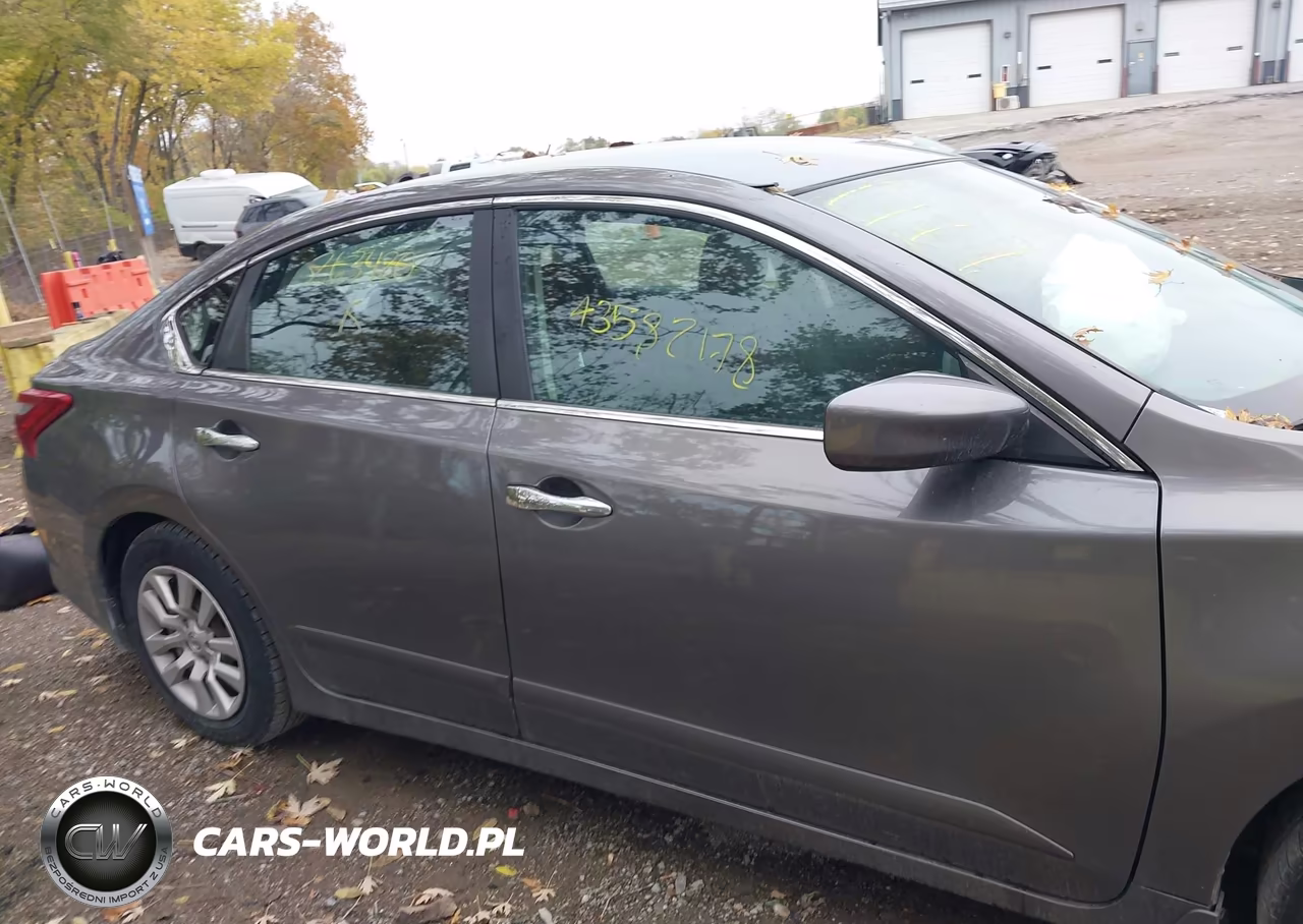 2018 Nissan Altima 2.5 S VIN:1N4AL3APXJC263420 - 14