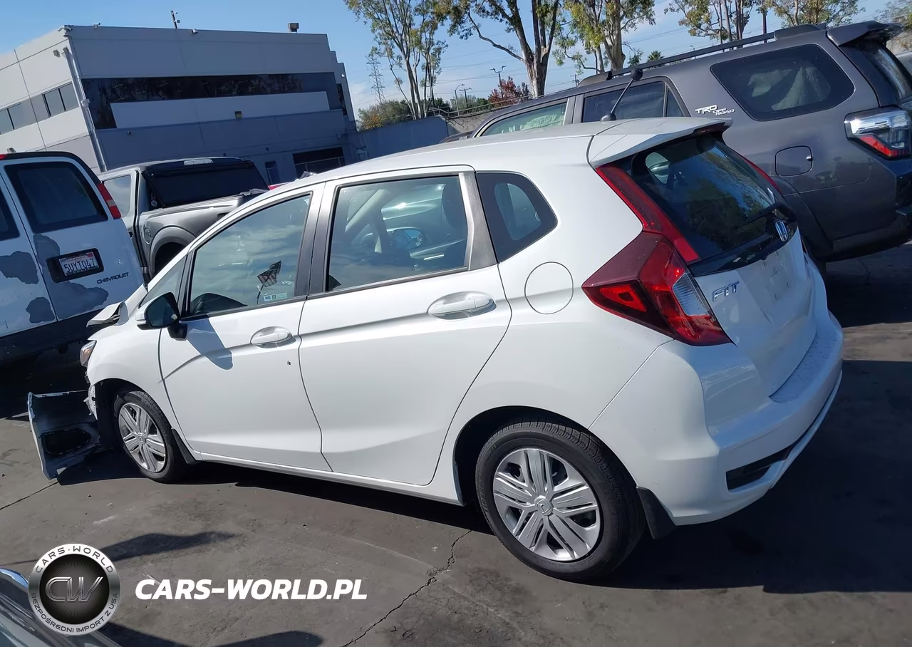 2019 Honda Fit Lx VIN:3HGGK5H41KM738887 - 14