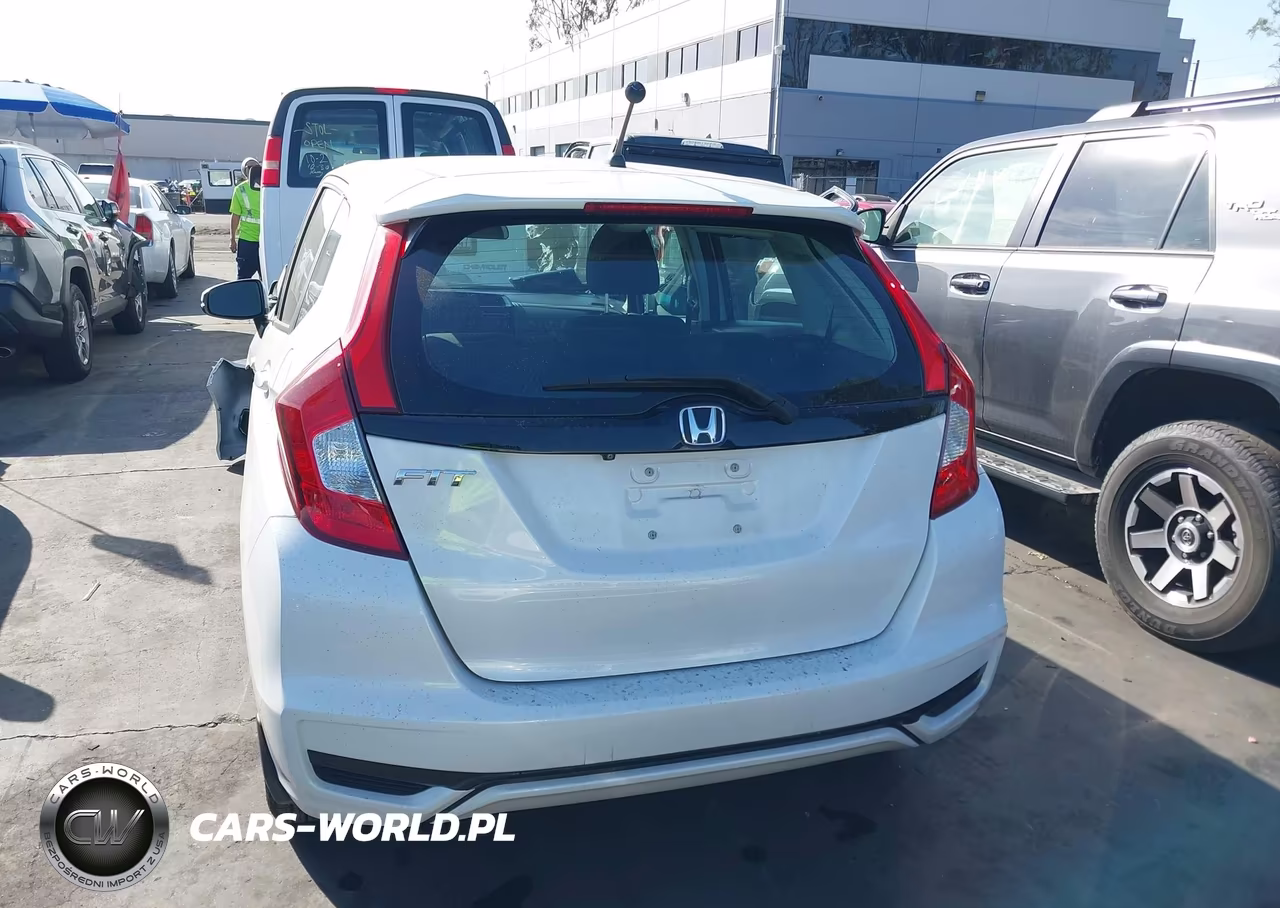 2019 Honda Fit Lx VIN:3HGGK5H41KM738887 - 16