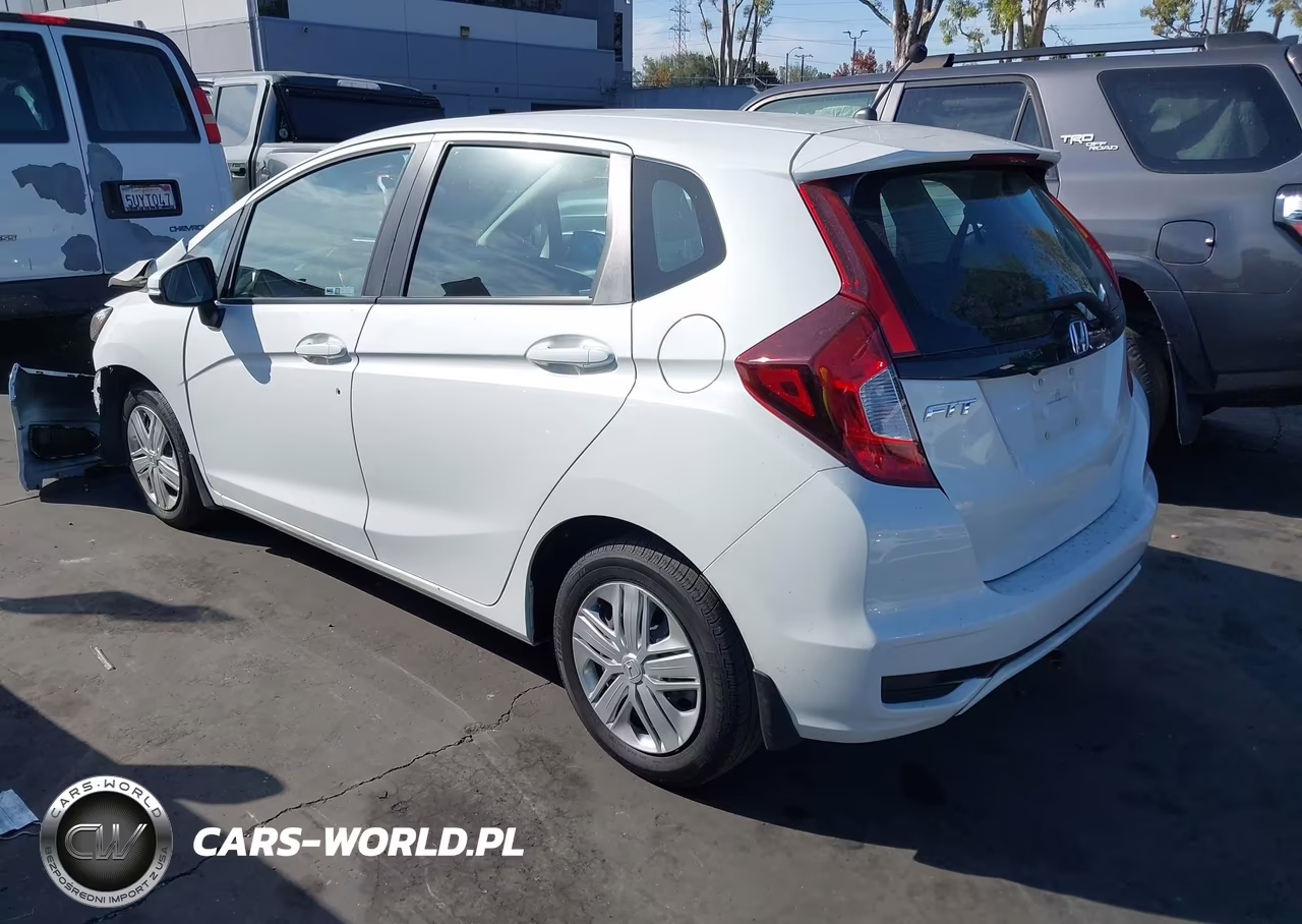 2019 Honda Fit Lx VIN:3HGGK5H41KM738887 - 3