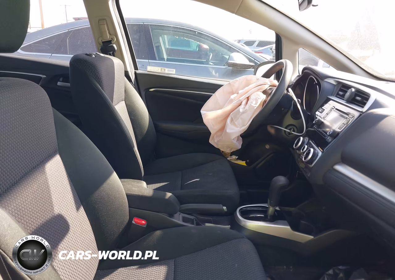 2019 Honda Fit Lx VIN:3HGGK5H41KM738887 - 5