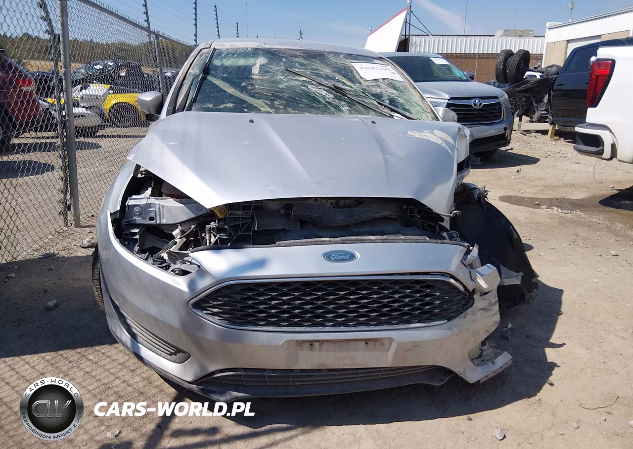 2016 Ford Focus Se VIN:1FADP3F22GL365575 - 15