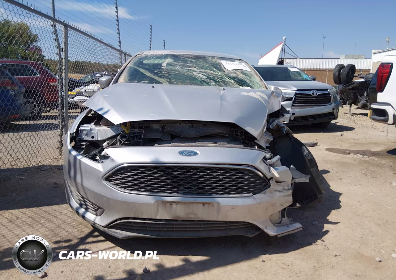 2016 Ford Focus Se VIN:1FADP3F22GL365575 - 18