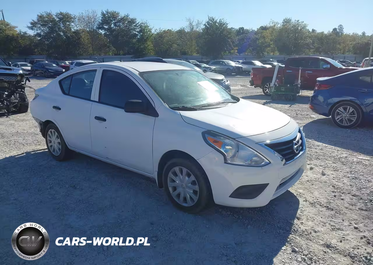 2015 Nissan Versa 1.6 S