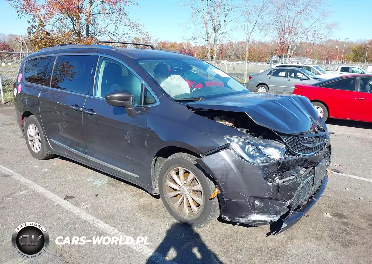 2019 Chrysler Pacifica Touring L
