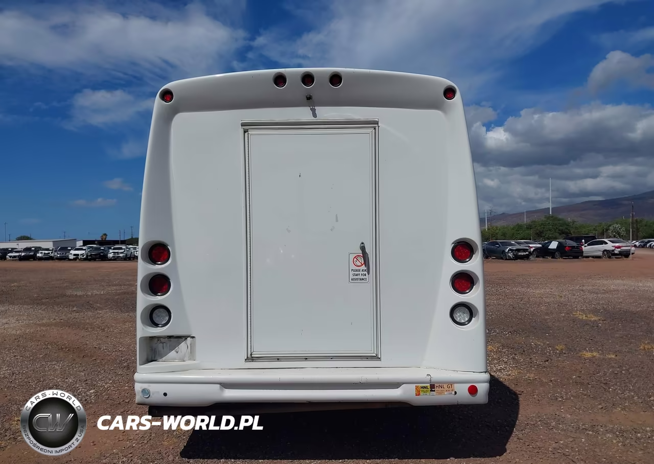 2011 Ford Econoline E350 Super Duty Ctway Van VIN:1FDEE3FS2BDA24597 - 15