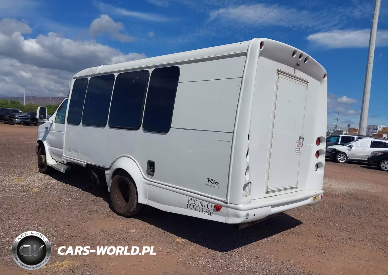 2011 Ford Econoline E350 Super Duty Ctway Van VIN:1FDEE3FS2BDA24597 - 3