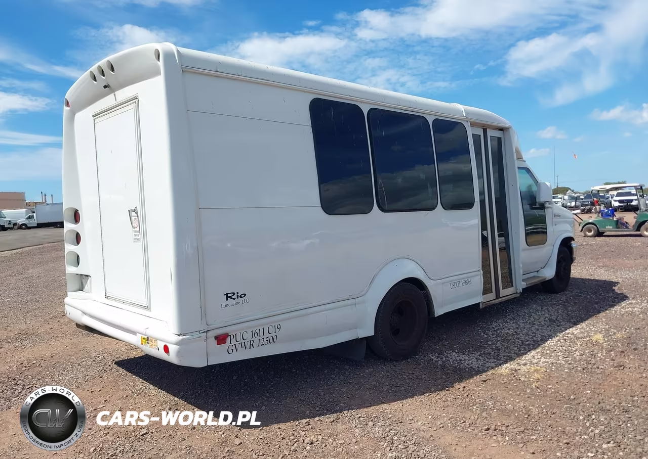 2011 Ford Econoline E350 Super Duty Ctway Van VIN:1FDEE3FS2BDA24597 - 4