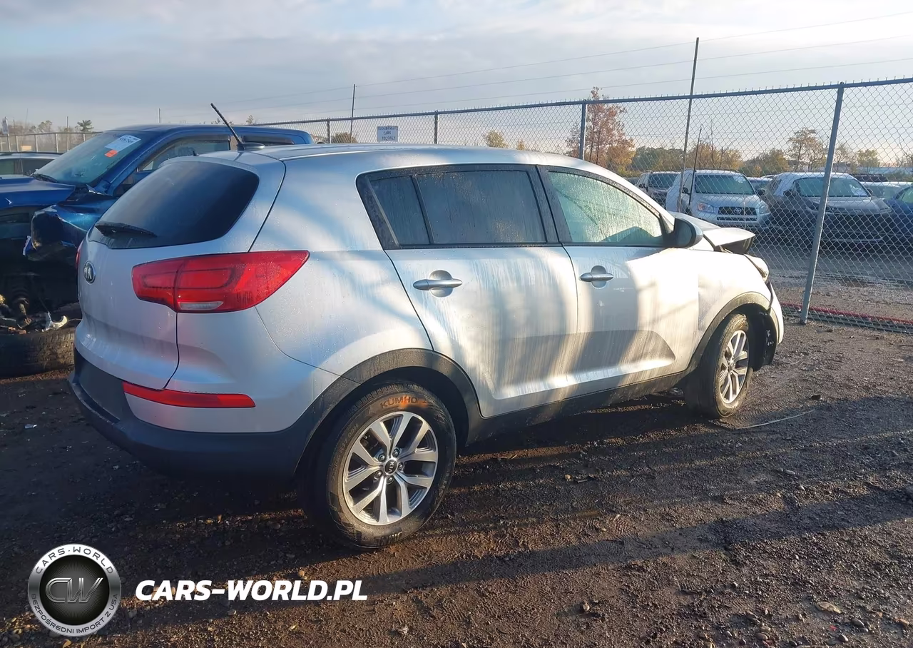 2016 Kia Sportage Lx VIN:KNDPB3AC0G7855656 - 4