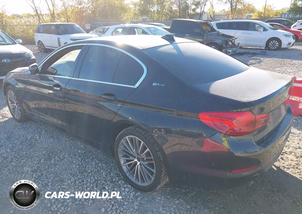 2018 BMW 530E xDrive Iperformance VIN:WBAJB1C59JG624221 - 3