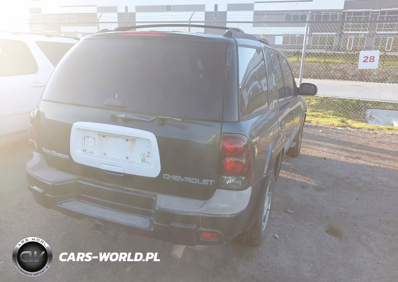 2004 Chevrolet Trailblazer Ls VIN:1GNDS13S742246673 - 4