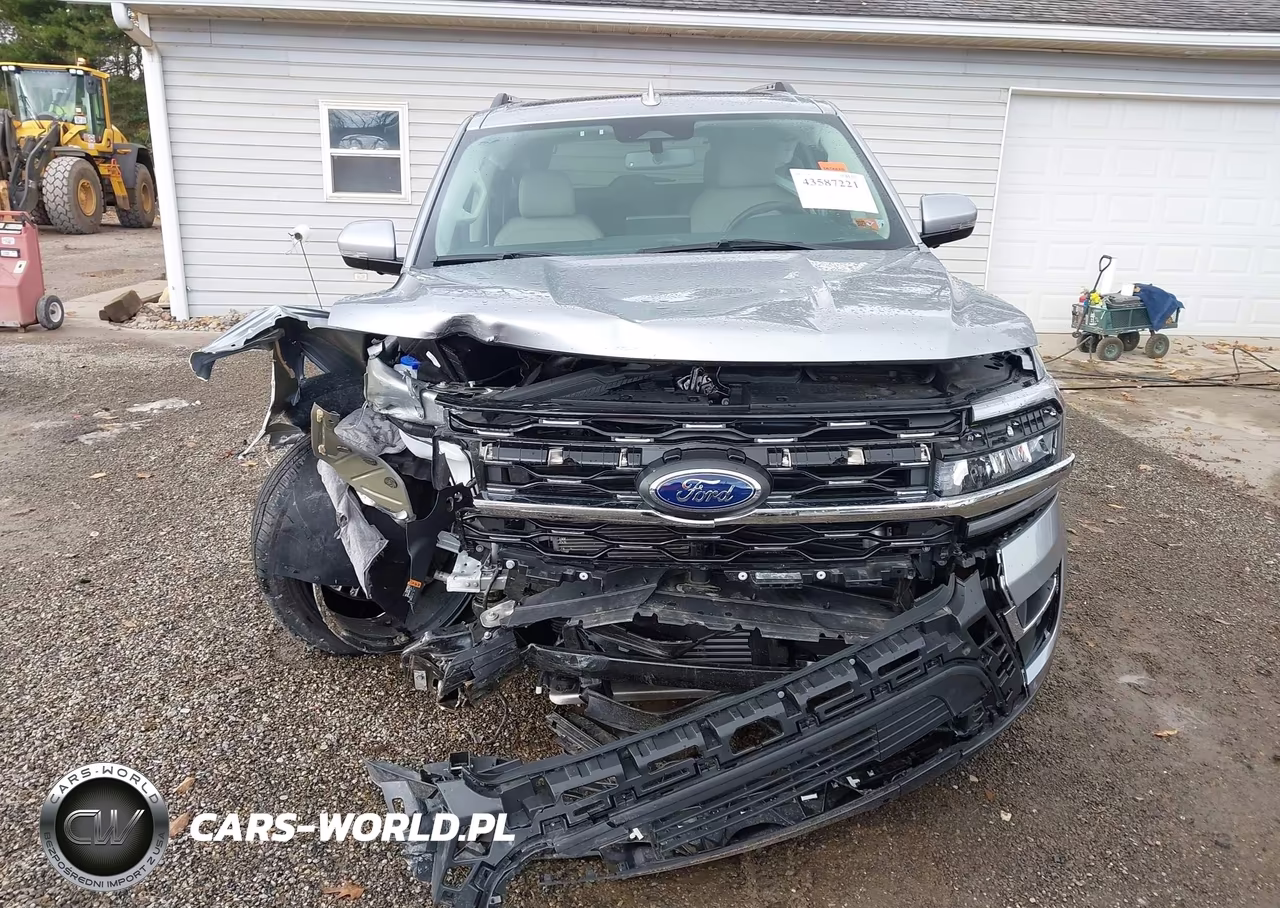 2024 Ford Expedition Limited VIN:1FMJU2A83REB05698 - 13