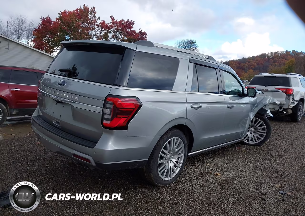 2024 Ford Expedition Limited VIN:1FMJU2A83REB05698 - 4