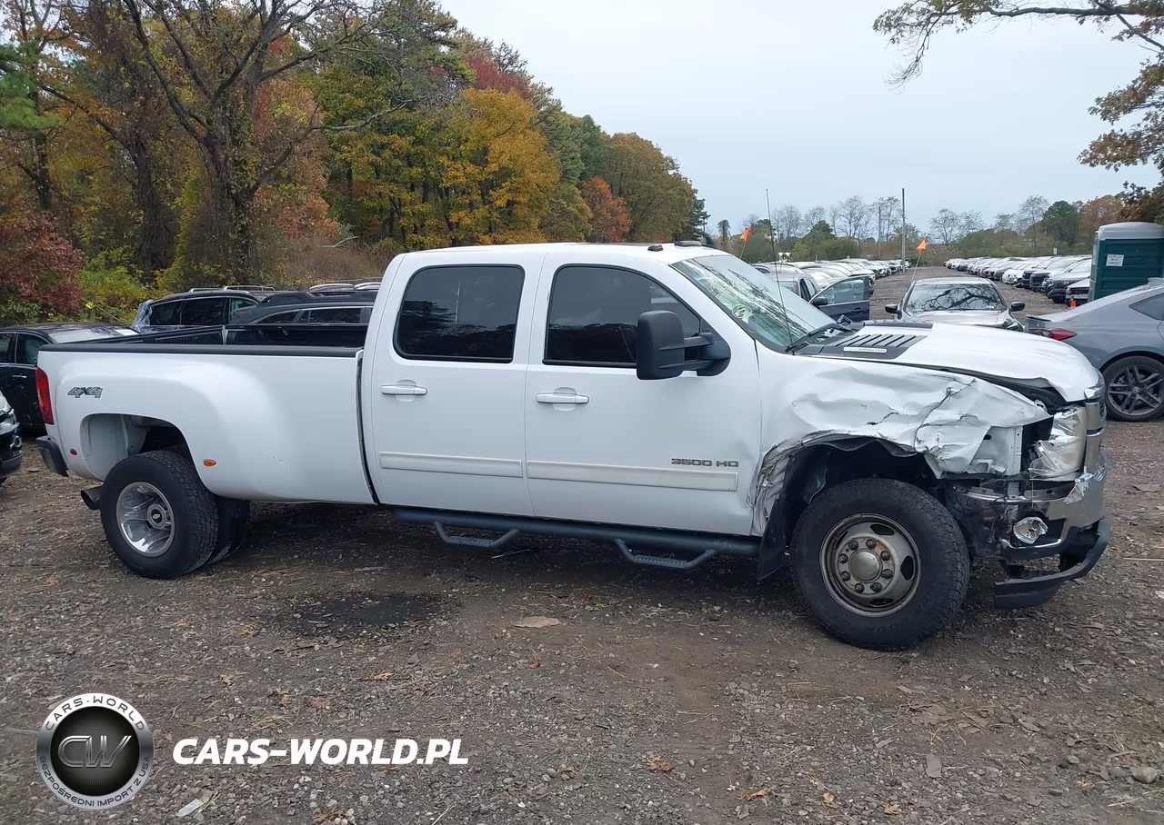 2011 Chevrolet Silverado 3500Hd Ltz VIN:1GC4K1C87BF116900 - 13