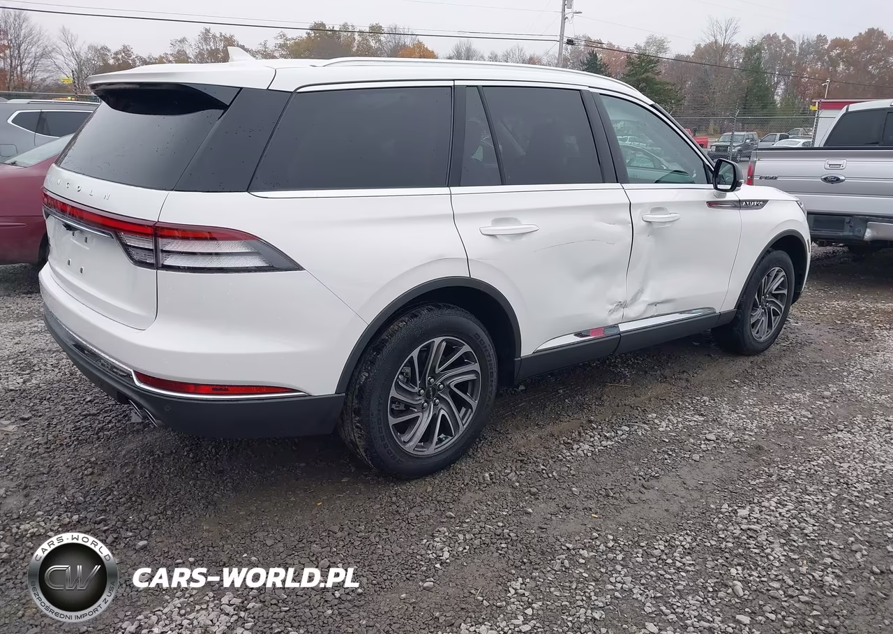 2022 Lincoln Aviator Standard VIN:5LM5J6XC2NGL19168 - 4