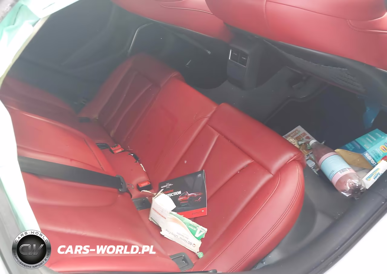 2017 Audi S3 2.0T Premium Plus VIN:WAUB1GFF5H1071854 - 8
