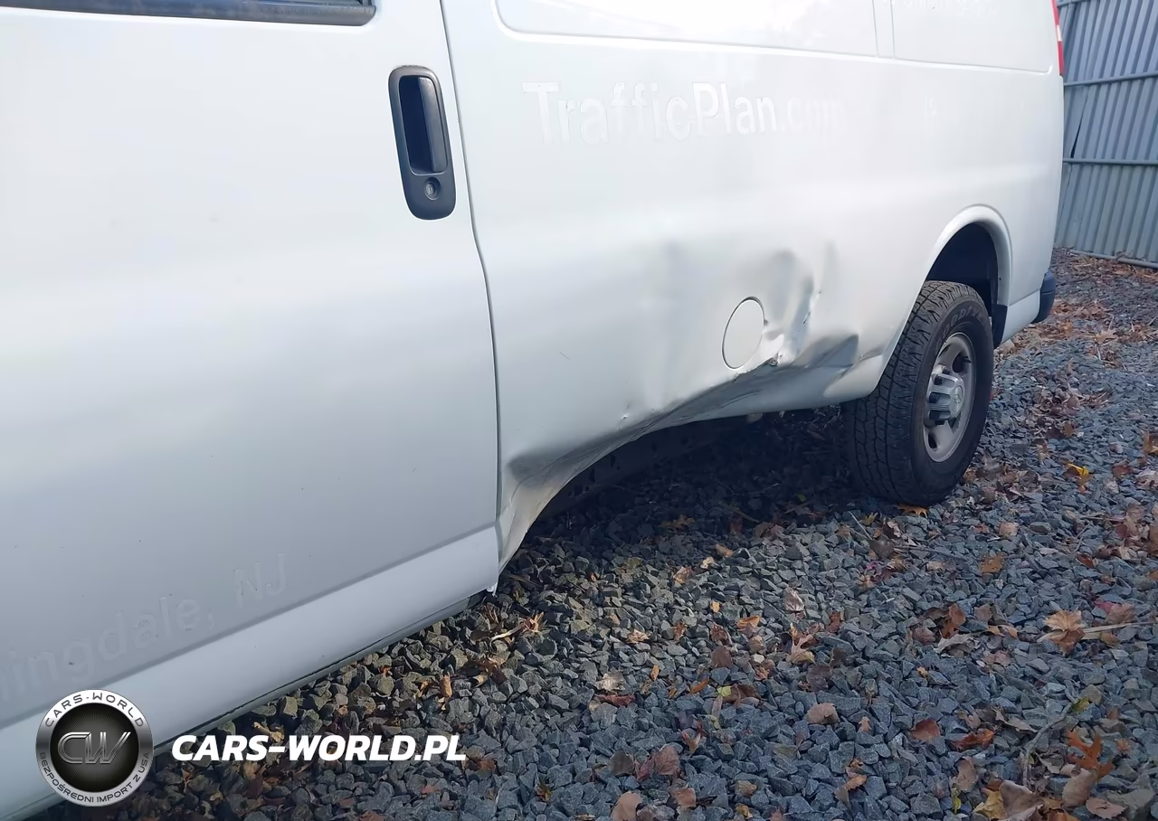 2016 Chevrolet Express 2500 Work Van VIN:1GCWGAFF7G1125671 - 6