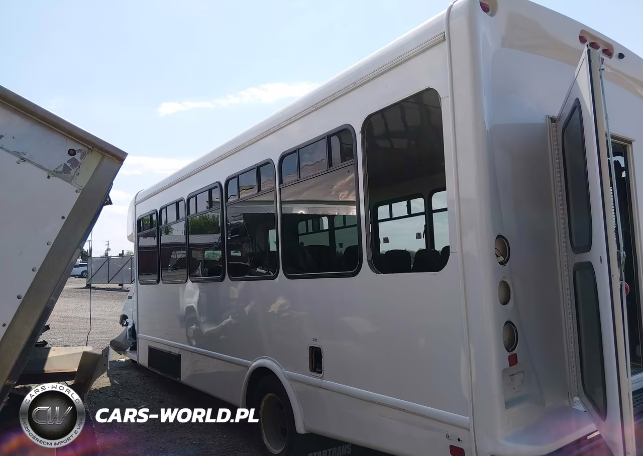 2025 Ford E-450 Cutaway VIN:1FDFE4FN3SDD38571 - 16
