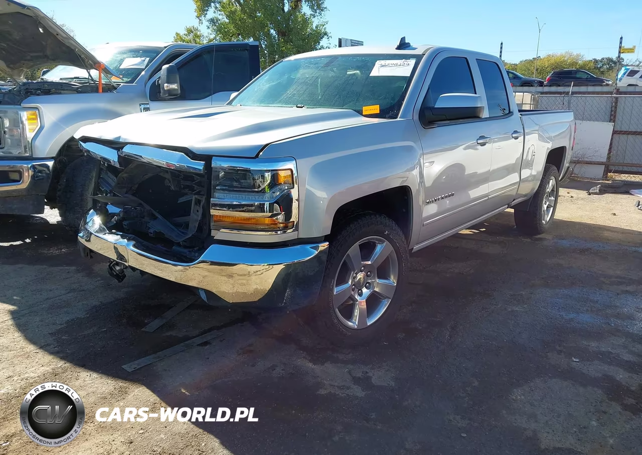 2018 Chevrolet Silverado 1500 1Lt VIN:1GCRCREC3JZ198818 - 2