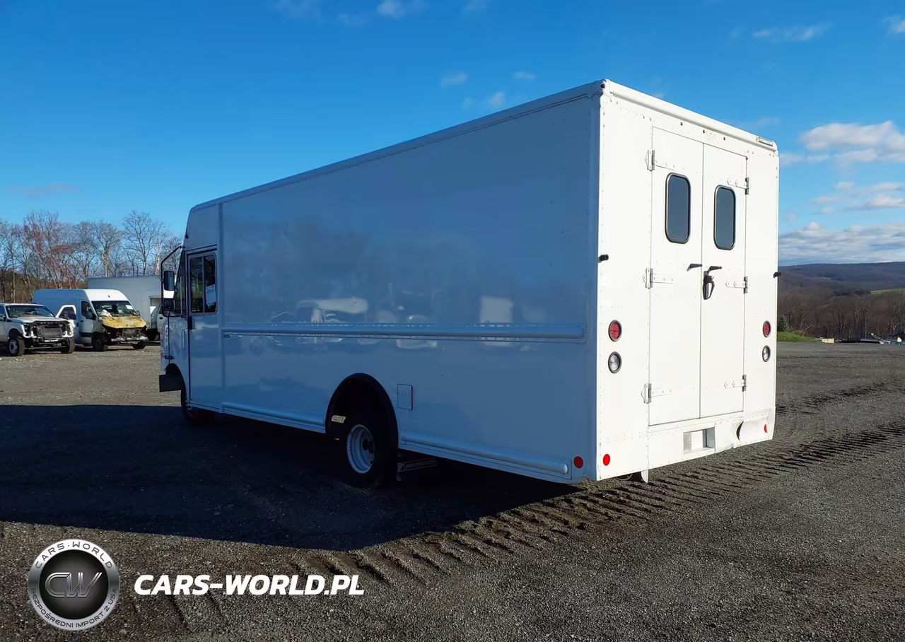 2022 Ford Econoline E450 Super Duty Commercial Stripped Chassis VIN:1FC3E4KK7NDC38433 - 3