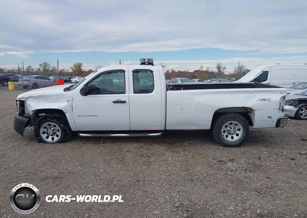 2013 Chevrolet Silverado 1500 Work Truck VIN:1GCRKPE09DZ147096 - 14