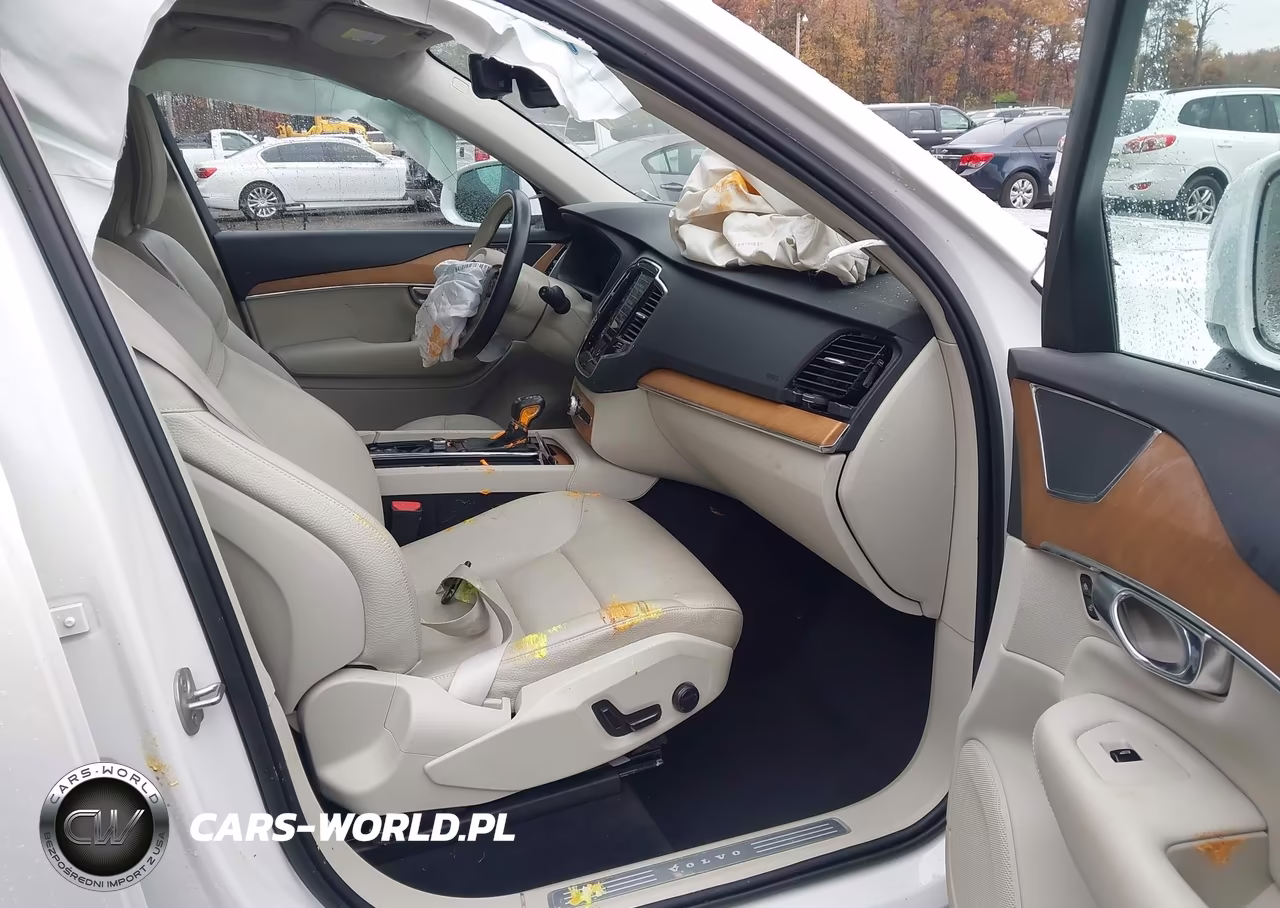 2022 Volvo Xc90 T6 Momentum 7 Passenger VIN:YV4A22PK3N1853587 - 5