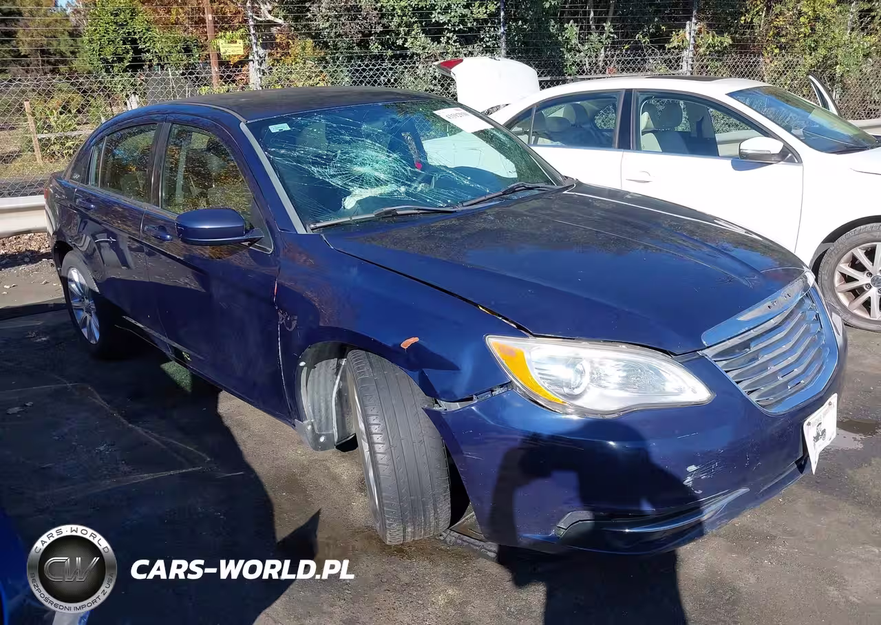 2013 Chrysler 200 Touring