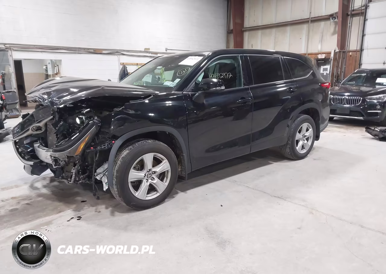 2022 Toyota Highlander Le VIN:5TDBZRBH9NS220134 - 2