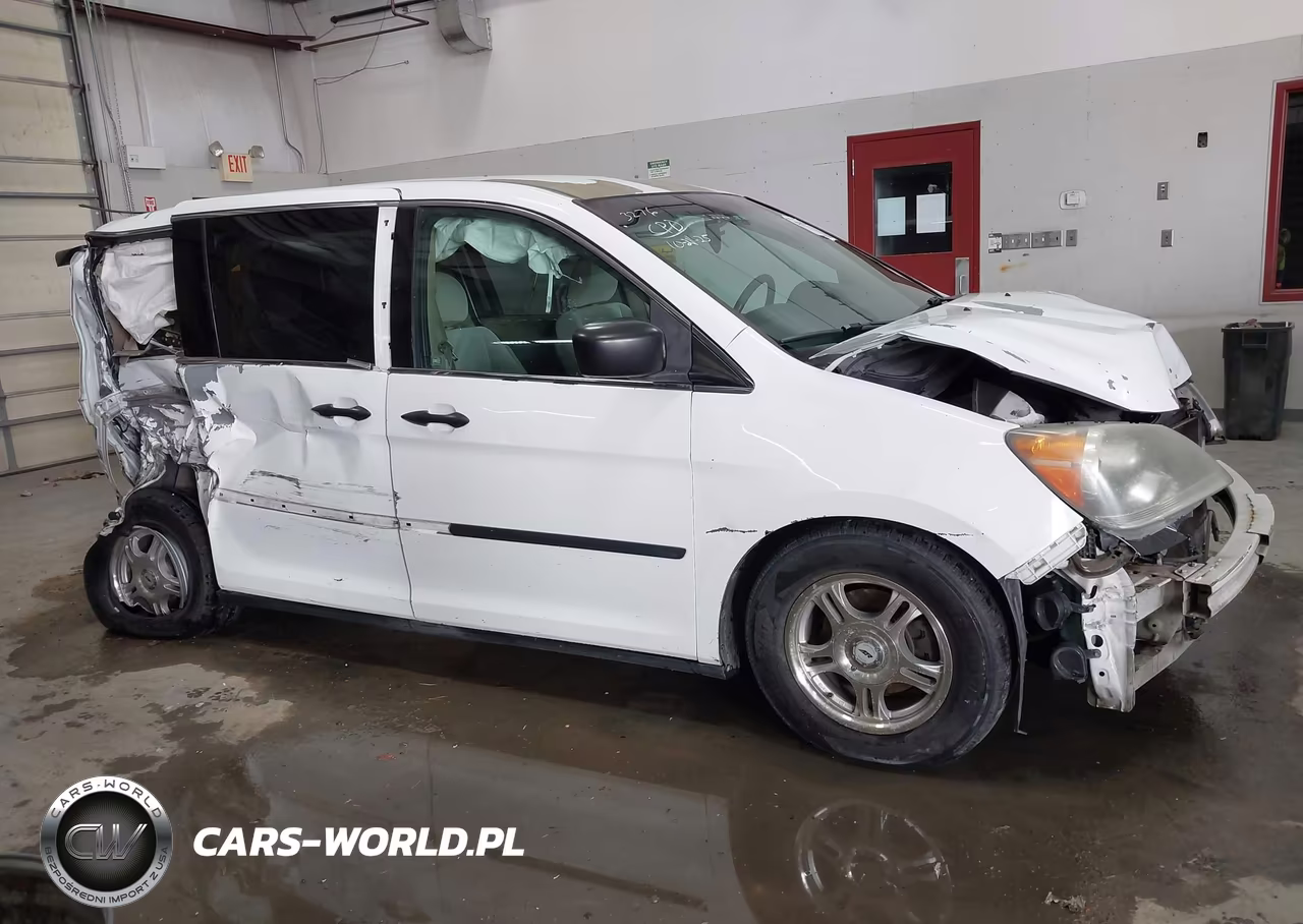 2008 Honda Odyssey Lx VIN:5FNRL38258B001972 - 13